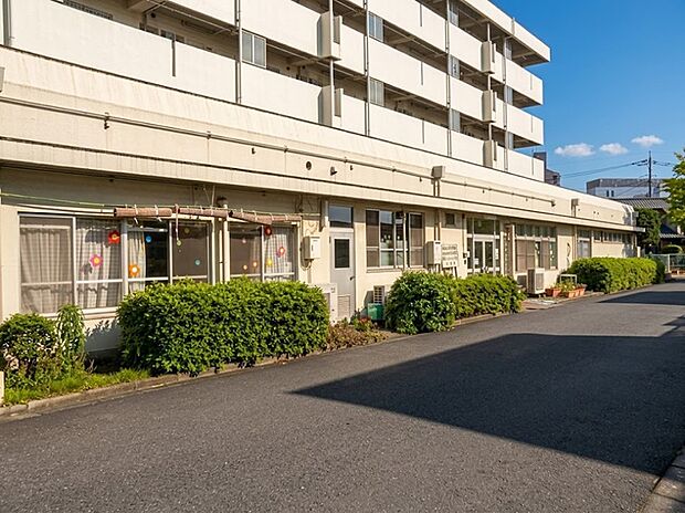 幼稚園・保育園 949m 久喜市立中央保育園