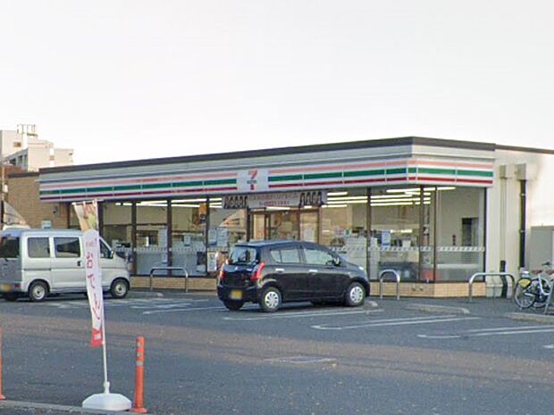 コンビニ 400m セブン-イレブンさいたま下大久保店