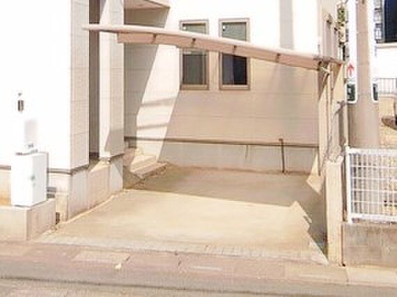 生活に欠かせない駐車スペース。
