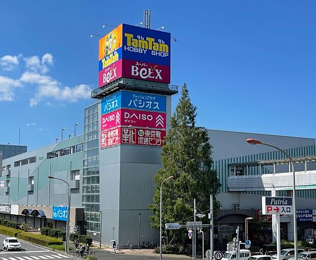 ショッピングセンター 2100m パトリア東大宮店