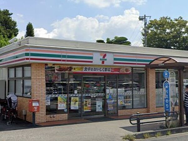 コンビニ 600m セブン-イレブン さいたま辻1丁目店