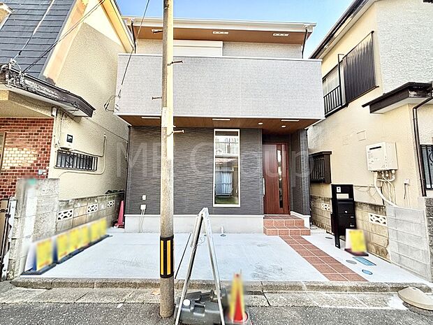 溢れる陽光でご家族の笑顔も輝く