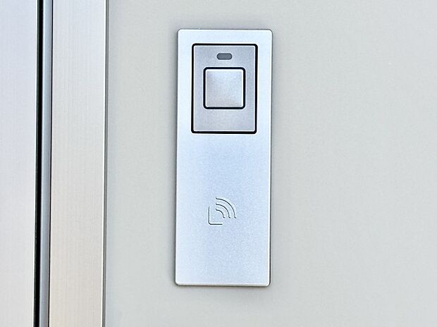 ラクラク開錠!スマートコントロールキー。
