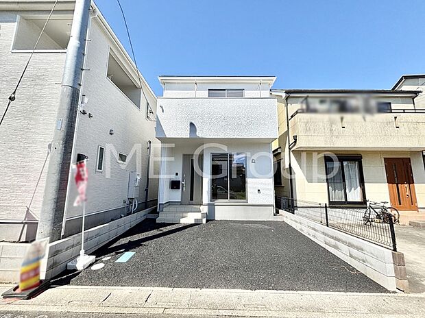 溢れる陽光でご家族の笑顔も輝く