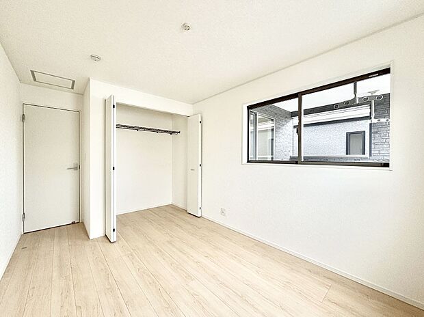 収納が充実しているので居住スペースを広々使えます