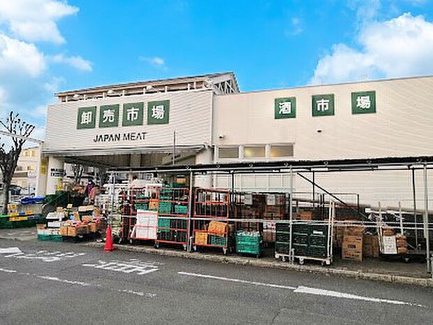 スーパー 400m ジャパンミート卸売市場東浦和店