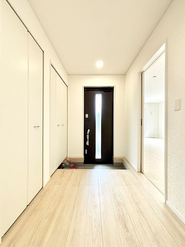 家族の帰宅やお客様をあたたかく迎える玄関