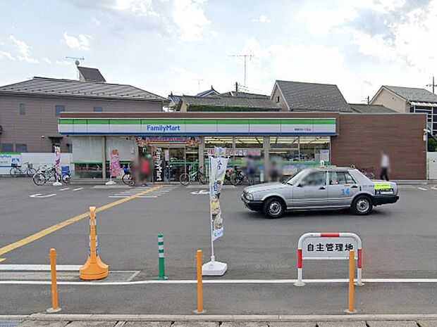コンビニ 400m ファミリーマート朝霞本町一丁目店