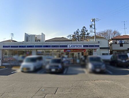 コンビニ 900m ローソン 流山向小金二丁目店