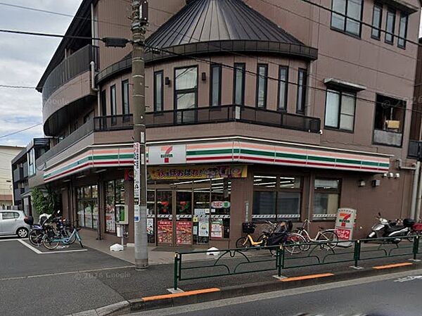 コンビニ 220m セブン-イレブン 足立島根店