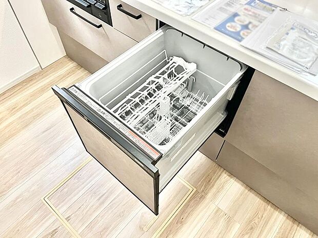 面倒なお片づけは食洗機にお任せ!家事の負担が減って、時間にも気持ちにもゆとりができます。