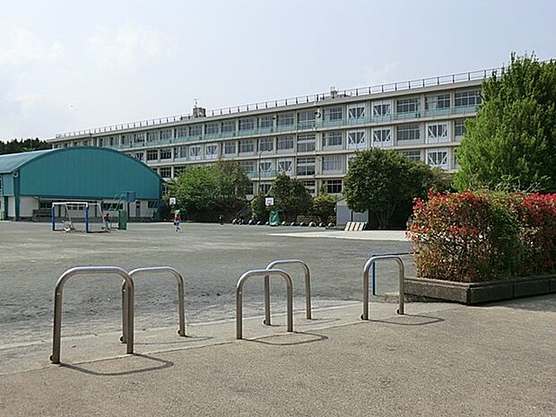 小学校 720m 所沢市立山口小学校