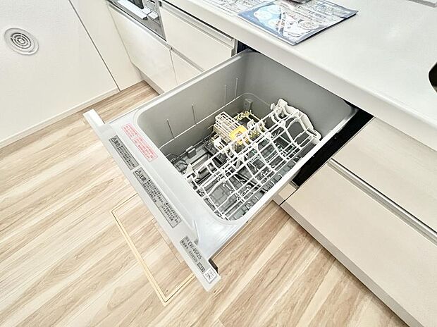 面倒なお片づけは食洗機にお任せ!家事の負担が減って、時間にも気持ちにもゆとりができます。