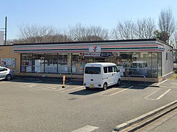 コンビニ 700m セブン-イレブン ふじみ野亀久保店