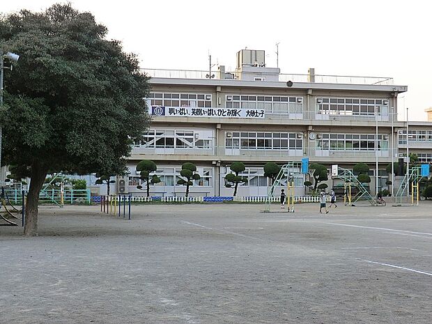 小学校 950m さいたま市立大砂土小学校
