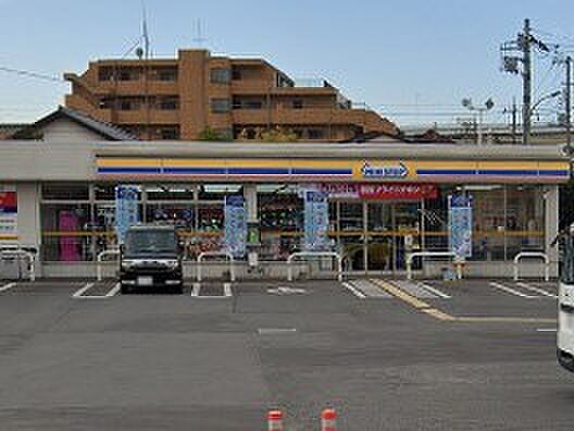 コンビニ 460m ミニストップ 戸田笹目4丁目店