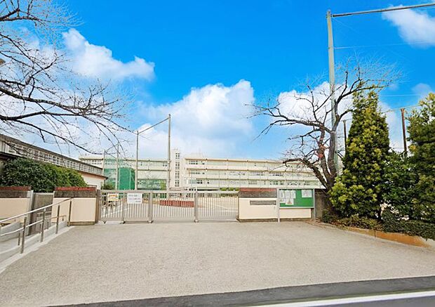 中学校 750m 戸田市立笹目中学校