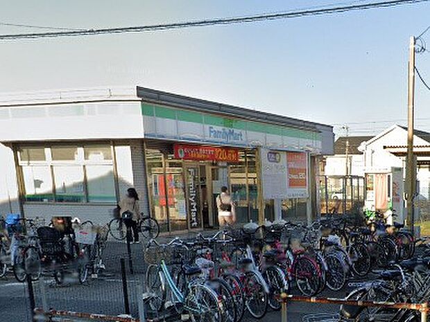 コンビニ 300m ファミリーマート 梅郷駅前店