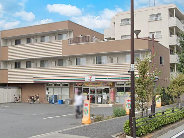 コンビニ 584m セブン-イレブン 練馬南田中4丁目店