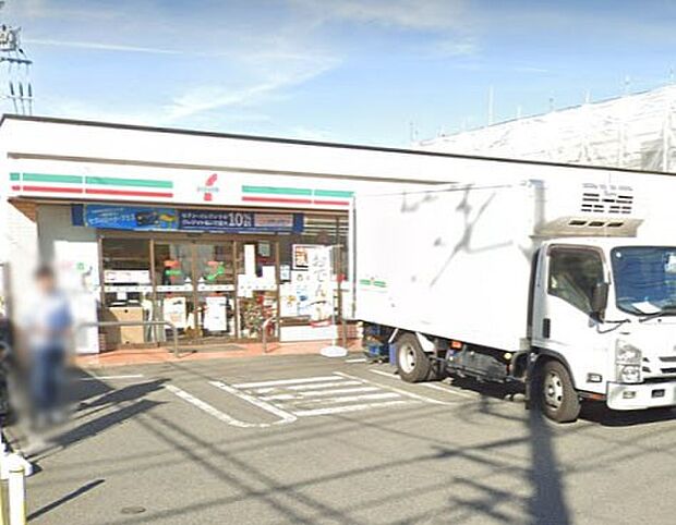 コンビニ 200m セブン-イレブン 練馬富士見台2丁目店