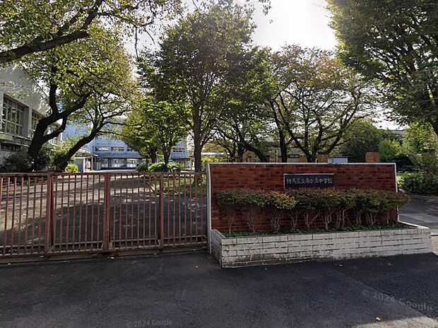 中学校 1440m 練馬区立南が丘中学校