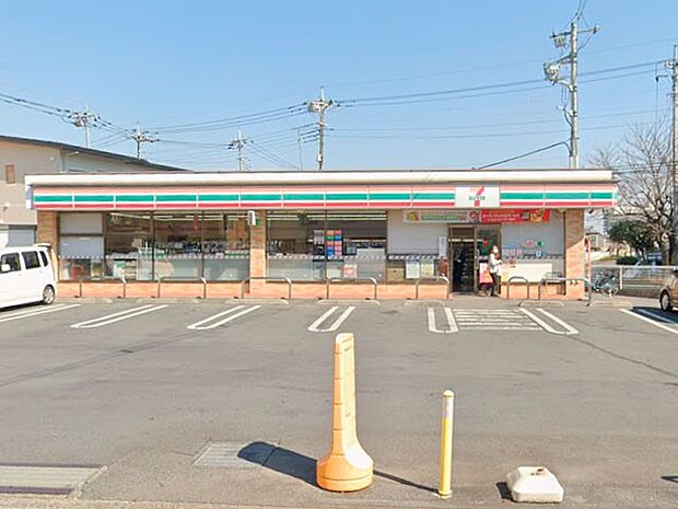 コンビニ 600m セブン-イレブン所沢泉町店