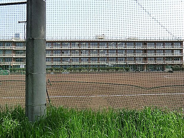 中学校 2300m 所沢市立南陵中学校