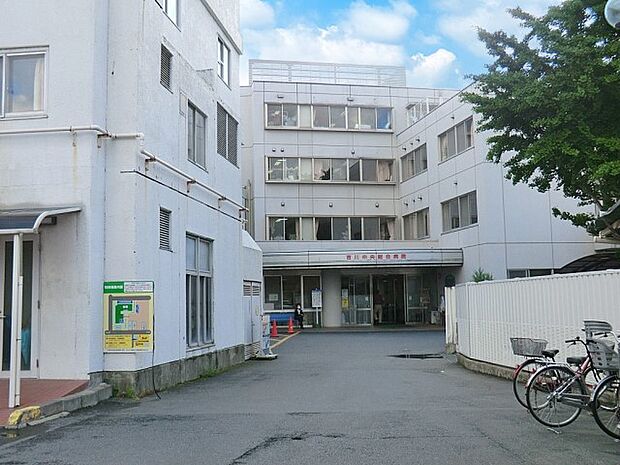 病院 2000m 吉川中央総合病院