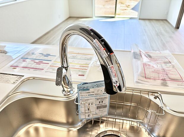 水栓に触れずに吐止水ができるタッチレス水栓