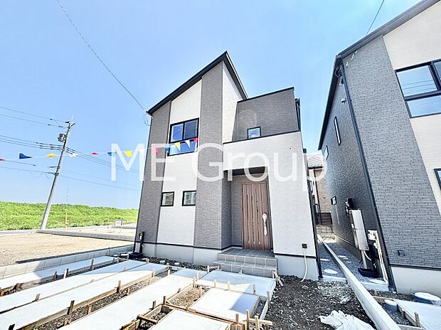 洗練された外観、上質な住空間が広がる室内は永く安心して過ごせる住居です。