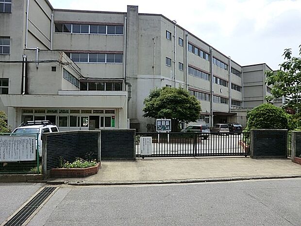 小学校 1360m 松戸市立八ケ崎小学校