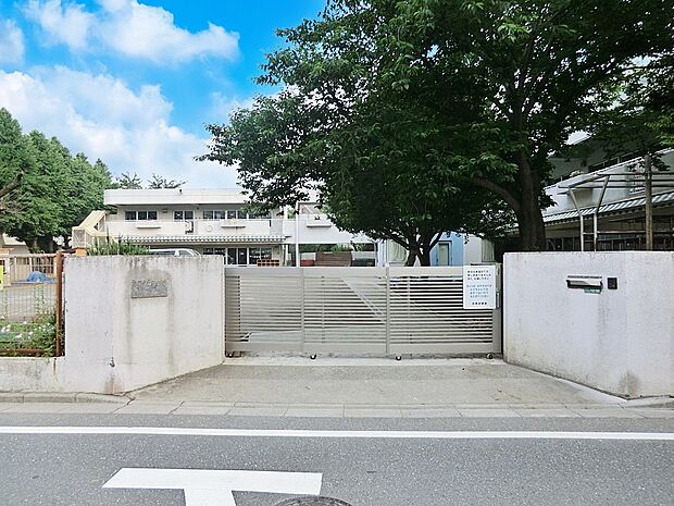幼稚園・保育園 669m 向南幼稚園