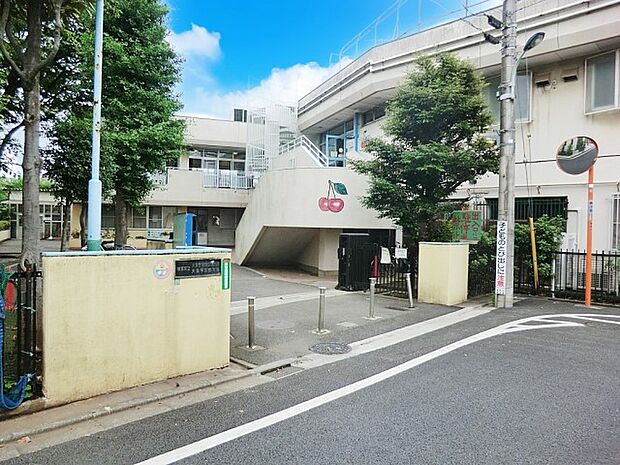 幼稚園・保育園 700m 練馬区立大泉学園保育園