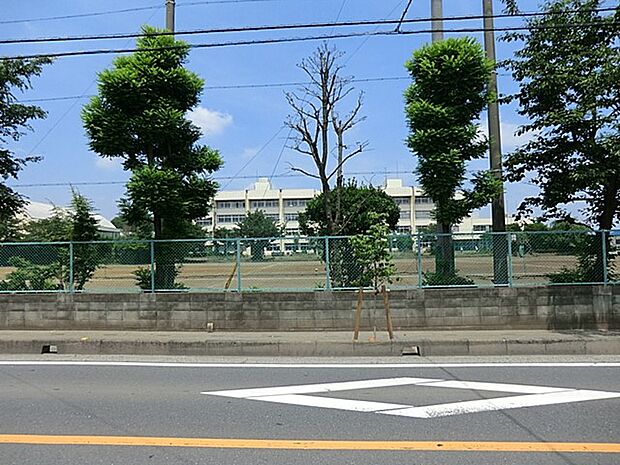中学校 1700m 三芳町立三芳中学校