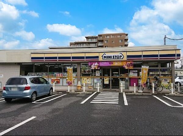 コンビニ 500m ミニストップ 流山平和台店
