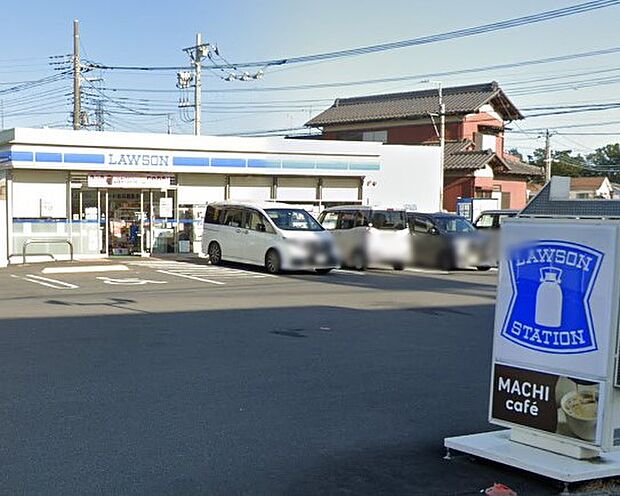 コンビニ 140m ローソン 八潮中央四丁目店