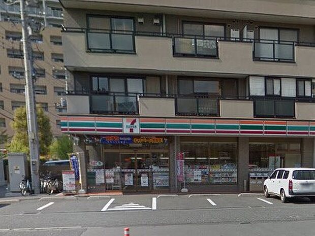 コンビニ 500m セブン-イレブン さいたま本町西5丁目店