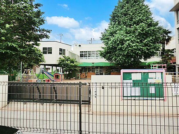 幼稚園・保育園 700m 認定こども園みくに学園