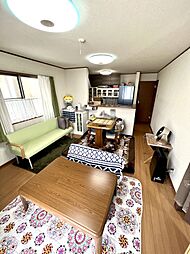 川口市東本郷　中古戸建 4LDKのリビング/ダイニング