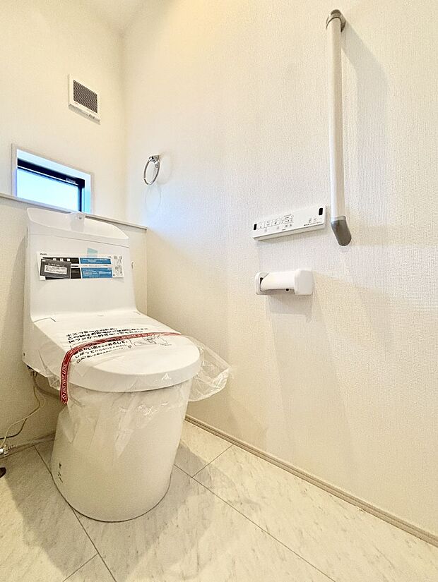 トイレは1階と2階それぞれに配置されていてとても便利です。 
