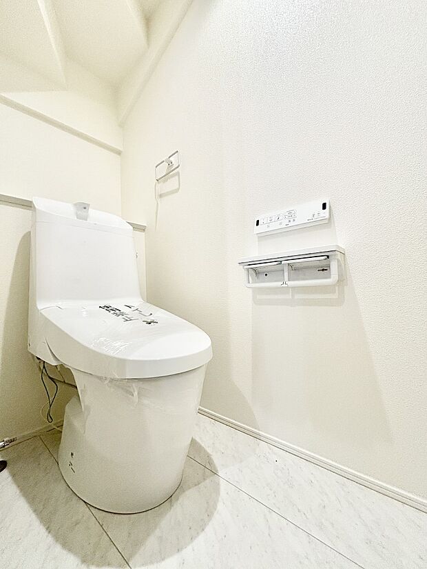 トイレは安心の2箇所！朝のバタバタも一安心です。 