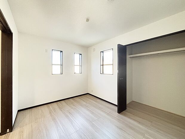 収納が充実しているので居住スペースを広々使えます