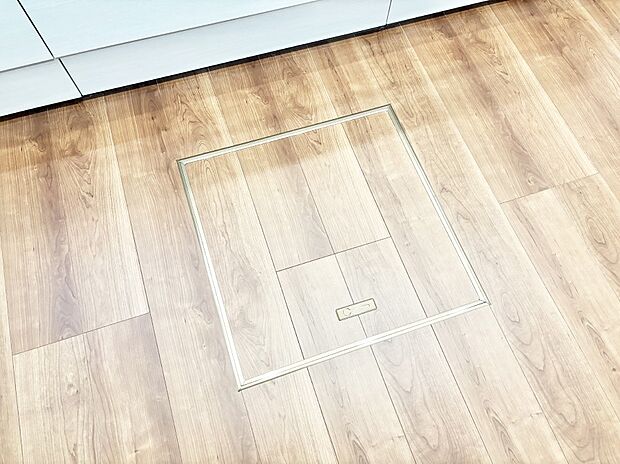 床下収納付き!日用品・非常用品の収納にも大活躍。