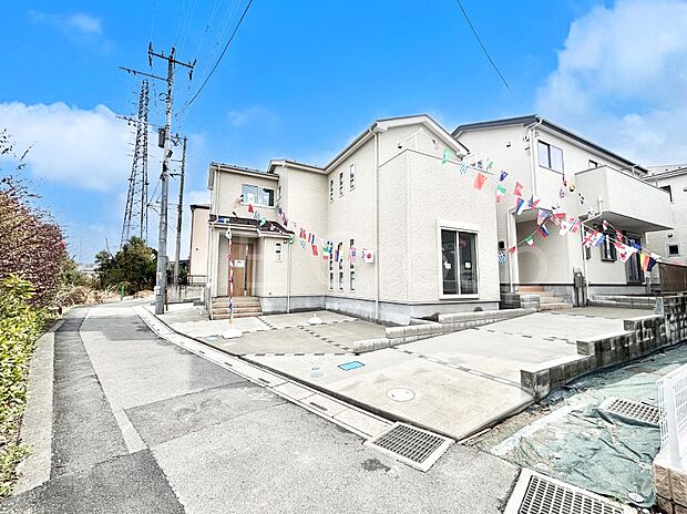 たっぷりの陽光と心地よい風が舞い込む住まい