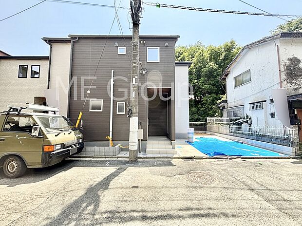たっぷりの陽光と心地よい風が舞い込む住まい