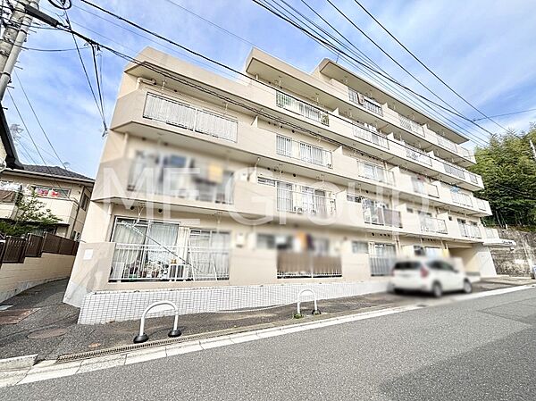 溢れる陽光でご家族の笑顔も輝く