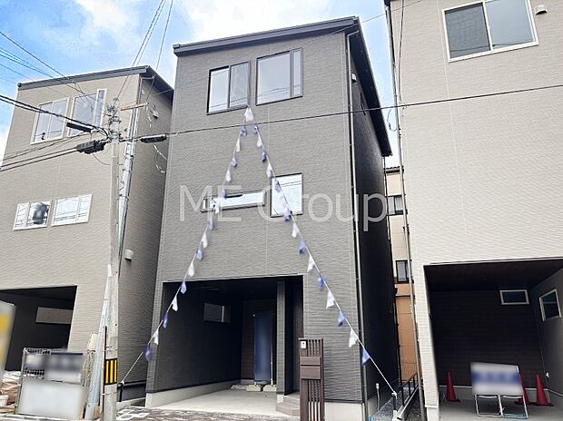 たっぷりの陽光と開放感に包まれる明るい住まい