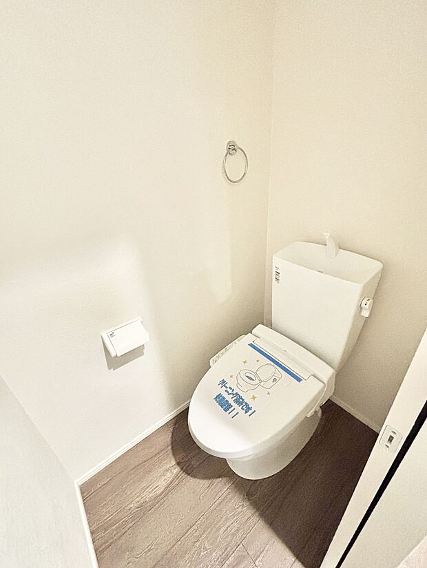 トイレは安心の2箇所!朝のバタバタも一安心です。