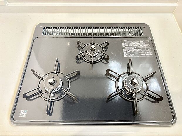 三口ガスコンロでお料理が一気にはかどりそう    