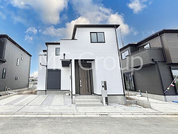 溢れる陽光でご家族の笑顔も輝く  